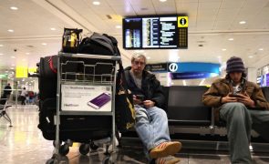 Aeroporto de Lisboa cancela 18 ligações com Heathrow em Londres