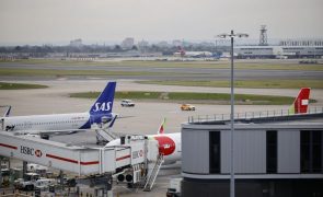 Passageiros para Heathrow devem verificar voos antes de ir para aeroporto