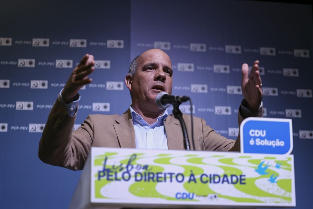 PCP acusa PS e PSD pelo
