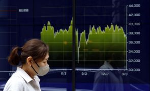 Bolsa de Tóquio abre mista com o Nikkei a subir 0,15%