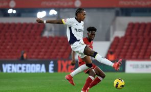 Léo Realpe assina a título definitivo com o Famalicão