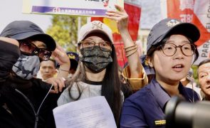 Chinesa deixa Taiwan antes de ser deportada por apoiar 