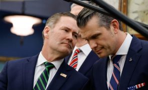 Conselheiro de segurança de Trump assume responsabilidade sobre fuga de planos militares