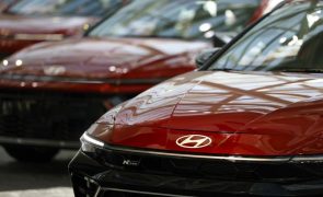 Setor automóvel europeu e asiático cai nas bolsas após anúncio de tarifas dos EUA