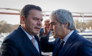 Coligação encabeçada por Montenegro publicitada como 