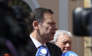 Primeiro-ministro está internado no Hospital de Santa Maria mas deverá ter alta nas próximas horas