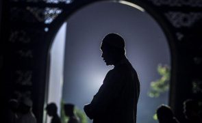 Muçulmanos guineenses realizam reza do fim do Ramadão entre hoje e segunda-feira