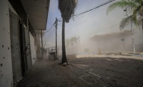 Encontrados 14 socorristas mortos após ataque israelita a ambulâncias em Gaza