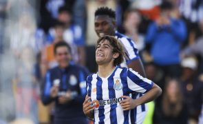 FC Porto vira resultado e vence em casa do Estoril Praia