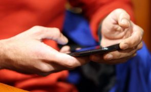 Há cada vez mais menores a serem aliciados 'online' pela extrema-direita