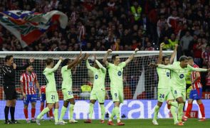 Golo de Ferrán Torres abate Atlético e coloca FC Barcelona na final da Taça do Rei