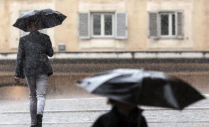 Continente e Madeira sob aviso amarelo a partir de hoje devido à chuva, vento e agitação marítima