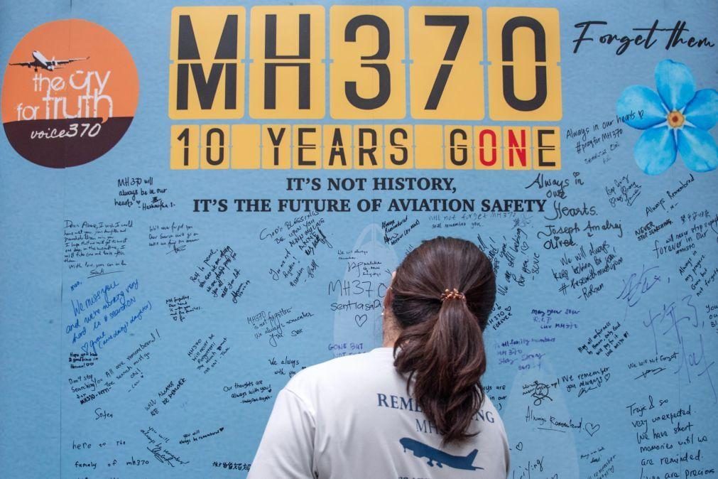 Malásia interrompe buscas por avião desaparecido há 11 anos