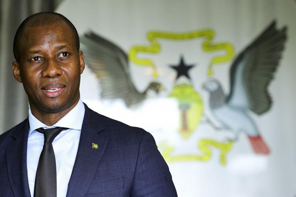 São Tomé e Cabo Verde desvalorizam impacto da tarifa de 10% imposta por Trump