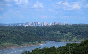 Oposição do Paraguai critica suspensão de negociações com Brasil sobre hidrolétrica