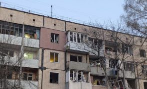 Ataque com mísseis russos faz 18 mortos na Ucrânia, incluindo 9 crianças