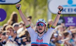 Pogacar atacou muito e conseguiu mesmo vencer a sua segunda Volta a Flandres