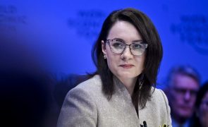 Kiev vai enviar equipa aos EUA para negociar novo esboço do acordo sobre minerais