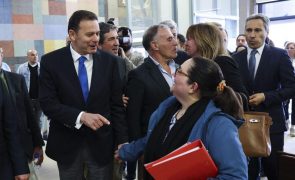 Montenegro volta a afastar entendimentos com o Chega e só governa se ganhar