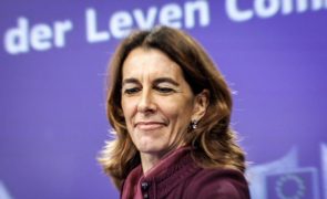 Comissão Europeia vinca que bolsas em queda 