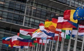 UE pode apresentar resposta às tarifas impostas pelos EUA no início da próxima semana