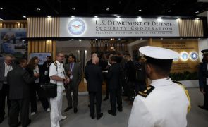 EUA analisam retirada de dez mil militares da Europa de Leste
