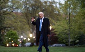 Administração Trump bloqueia financiamento de universidades por alegado antissemitismo