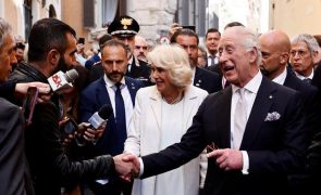Rei Carlos III lembra em Roma que 