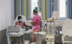 Cabo Verde vai contratar 70 médicos cubanos para reforçar hospitais