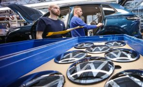 Lucro operacional da Volkswagem baixa 39% no 1.º trimestre para 2,8 mil ME