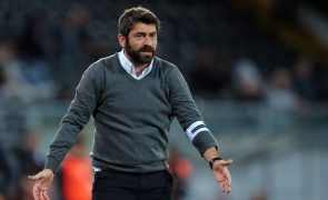 Treinador do Vitória quer acabar 'jejum' de triunfos em visitas ao Gil Vicente