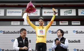 João Almeida continua a liderar Volta ao País Basco após vitória de Ben Healy