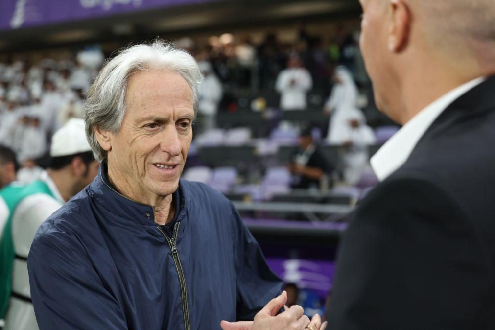 Al Hilal, de Jorge Jesus, empata na Liga saudita e atrasa-se mais para o líder