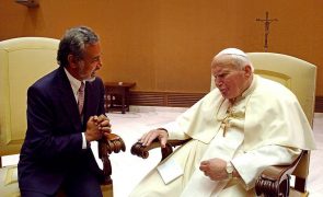 João Paulo II recusou beijar solo em Díli por entender Timor-Leste como sua casa