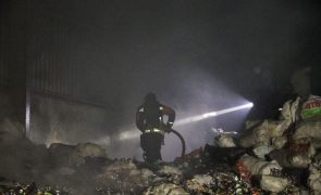 Rússia volta a atacar com 'drones' cidades ucranianas de Odessa e Kharkiv