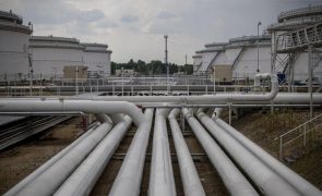 OPEP revê em baixa previsões de procura de petróleo para 2025 e 2026