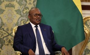 PR guineense anuncia taxa aduaneira de 10% na importação dos Estados Unidos