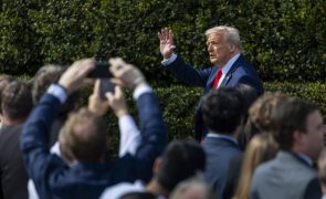 Trump acusa Harvard de não lutar contra antissemitismo e quer que peça desculpa