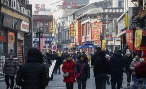 Economia chinesa cresce 5,4% no primeiro trimestre de 2025