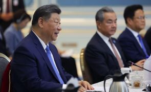 Xi inicia visita de Estado ao Camboja no final de périplo pelo Sudeste Asiático