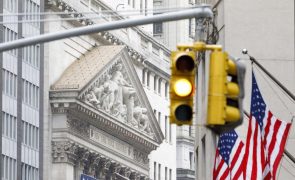 Bolsa em Wall Street negoceia mista em dia de cortes nos juros pelo BCE