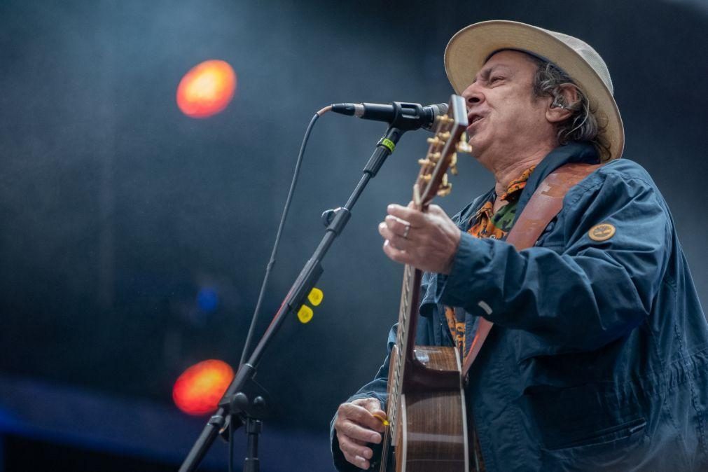 Jorge Palma e os filhos levam concerto