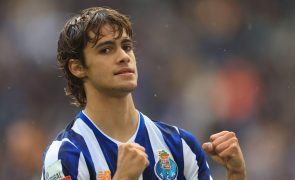 Rodrigo Mora 'bisa' na vitória do FC Porto sobre o Famalicão