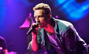 Chris Martin Vocalista dos Coldplay assume estar com depressão: “A primeira coisa que vos queria contar...