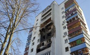 Rússia diz ter recapturado penúltima cidade sob controlo ucraniano em Kursk