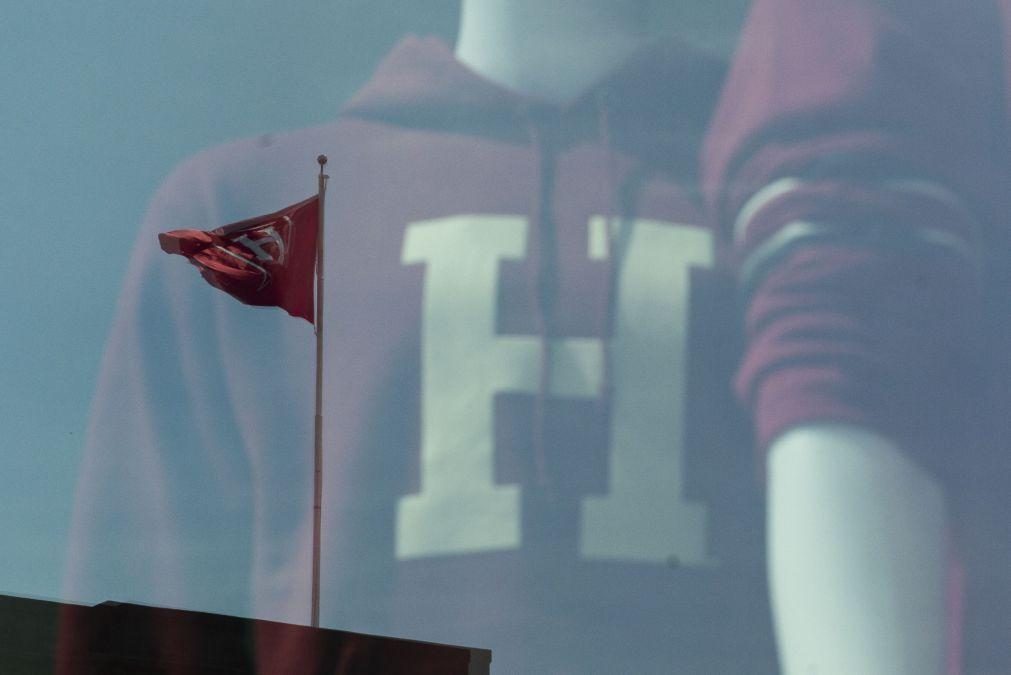 Universidade de Harvard recorre à Justiça contra corte de verbas pela administração Trump