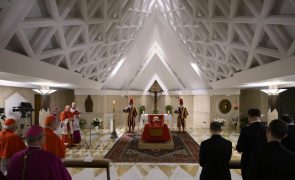 Três mais altas figuras do Estado português no funeral