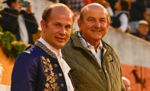 Ribeiro Telles Família junta-se após trágico acidente
