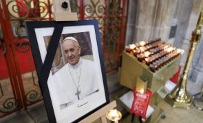 Vaticano decreta luto de nove dias até 04 de maio e antes do conclave