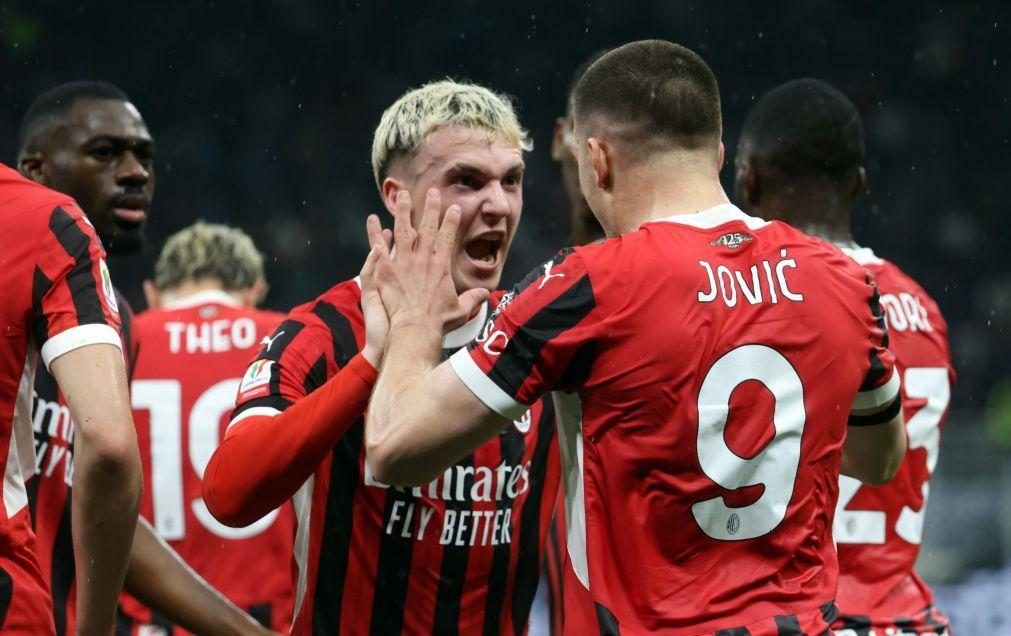 AC Milan de Conceição 'abate' Inter com três golos e está na final da Taça